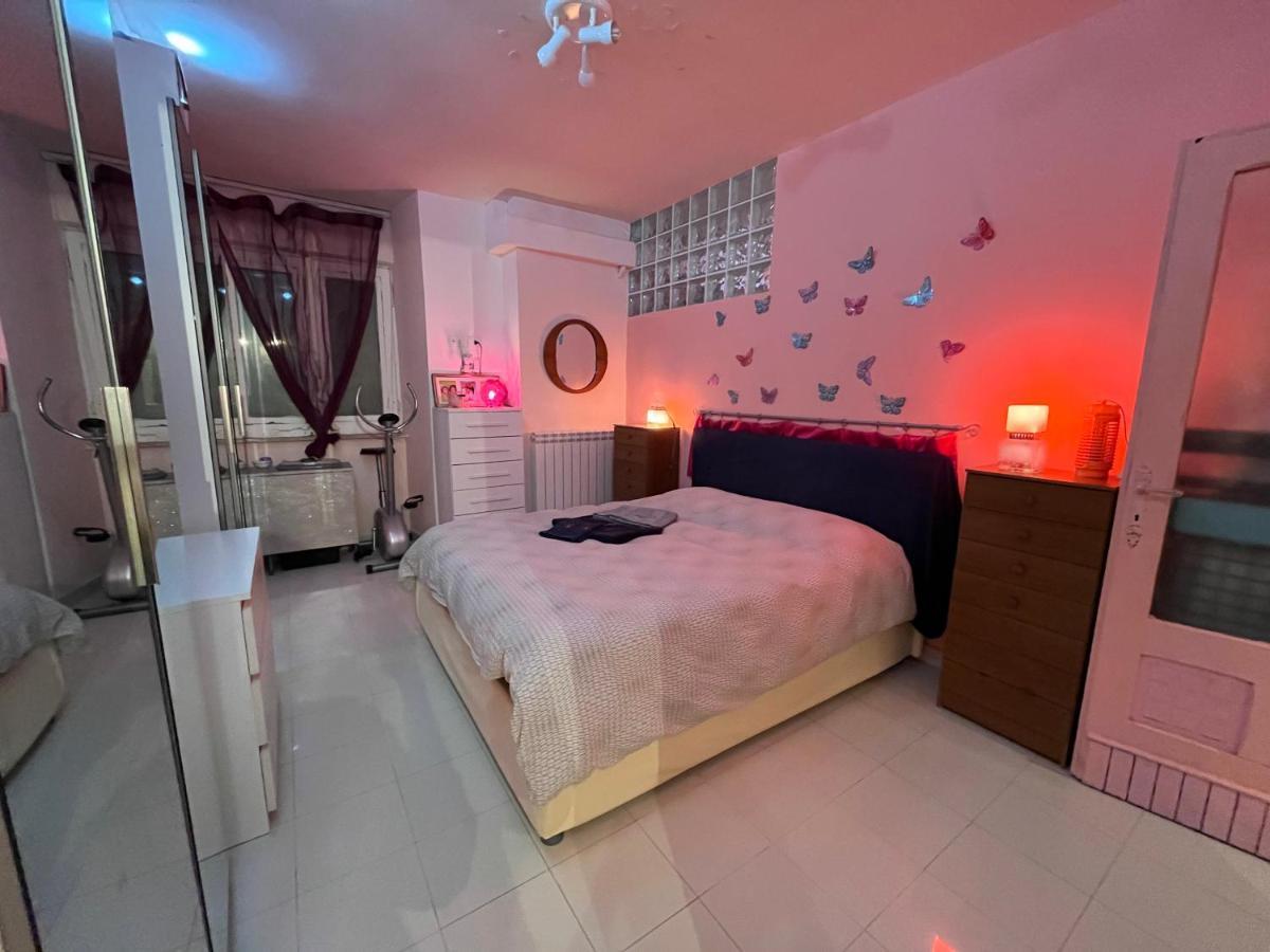 Affitto Due Camere, Due Bagni In Villa Rome Exterior photo