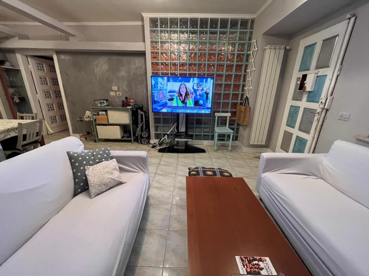 Affitto Due Camere, Due Bagni In Villa Rome Exterior photo