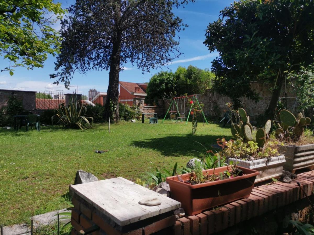 Affitto Due Camere, Due Bagni In Villa Rome Exterior photo
